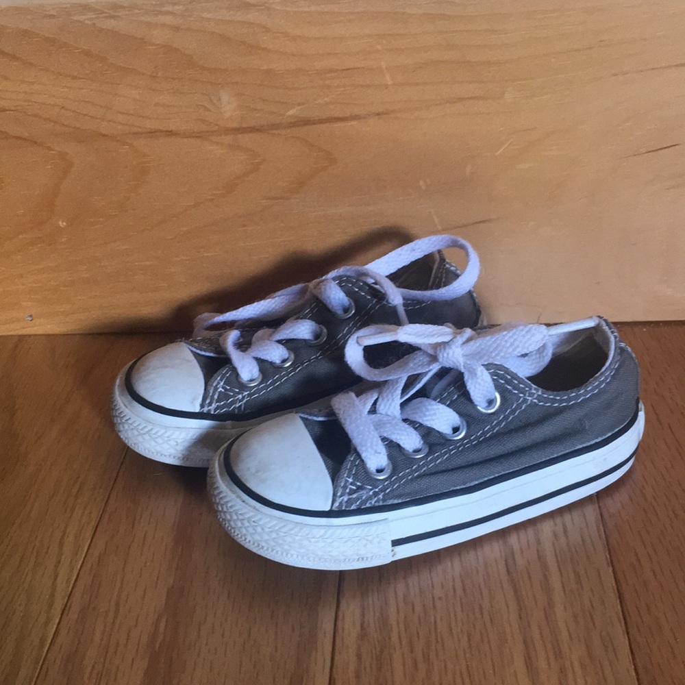 Toddler Converse Size 5